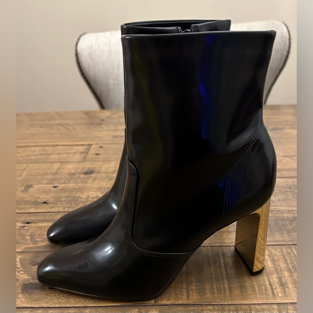 Gianni Bini Mavis Black Ankle Boots Gold Block Heel Square Toe Womens 8M